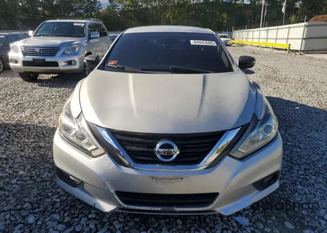 2017 Nissan Altima 2.5 z USA, uszkodzony, nr VIN 1N4AL3AP3HC188151